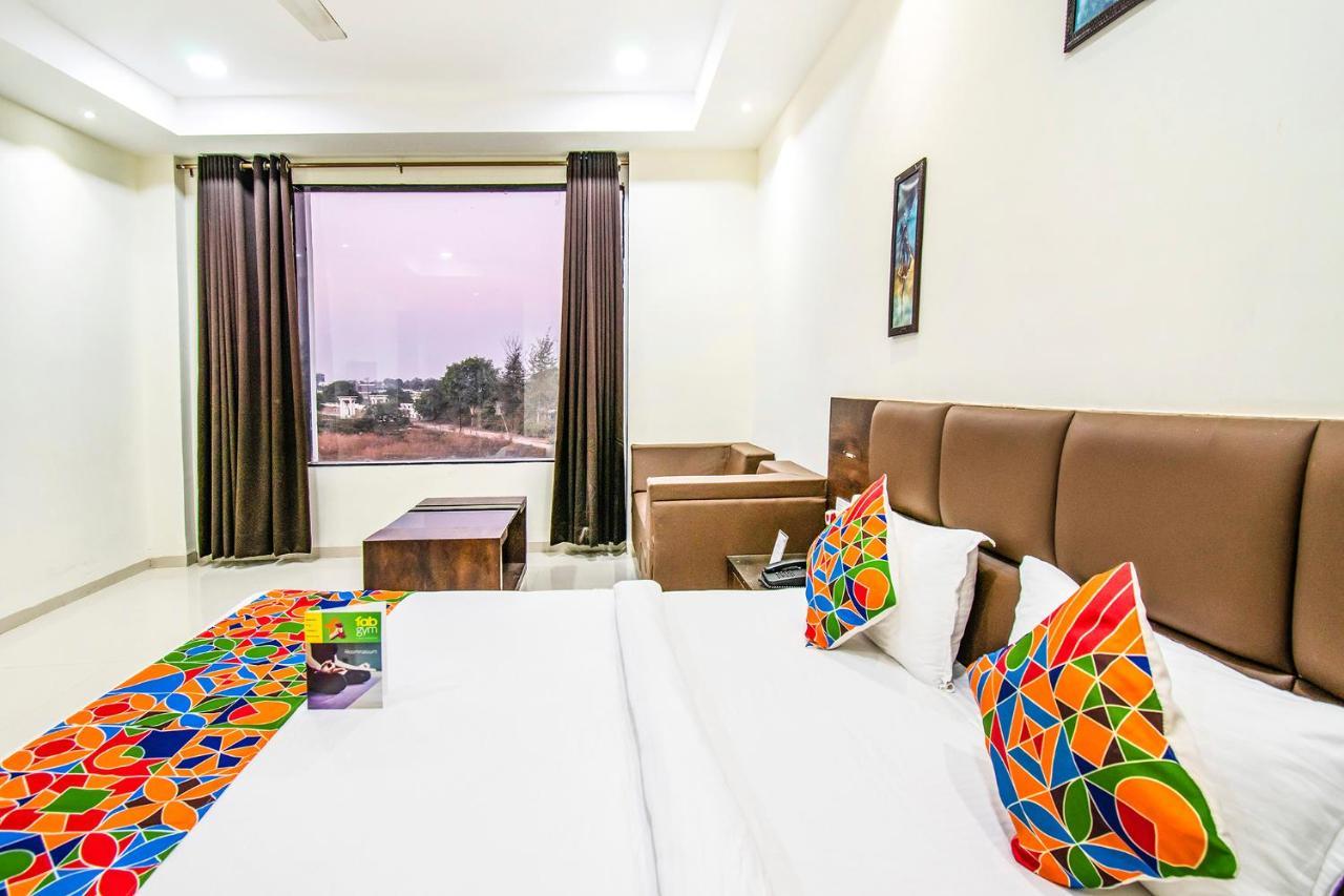 Fabhotel Amrit Greens Indore Airport Extérieur photo