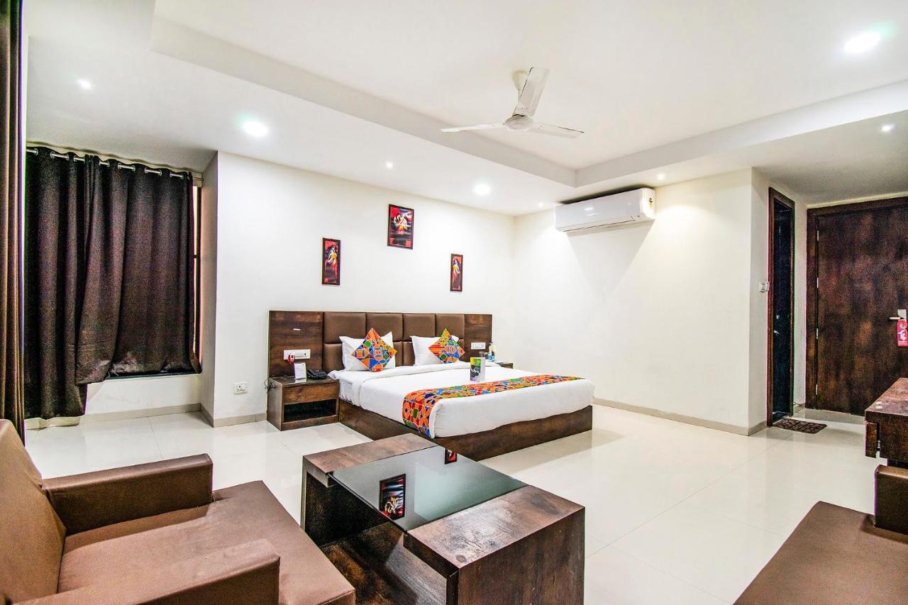 Fabhotel Amrit Greens Indore Airport Extérieur photo