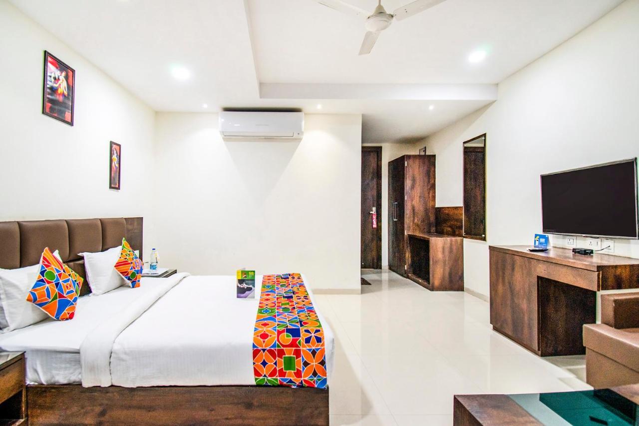 Fabhotel Amrit Greens Indore Airport Extérieur photo